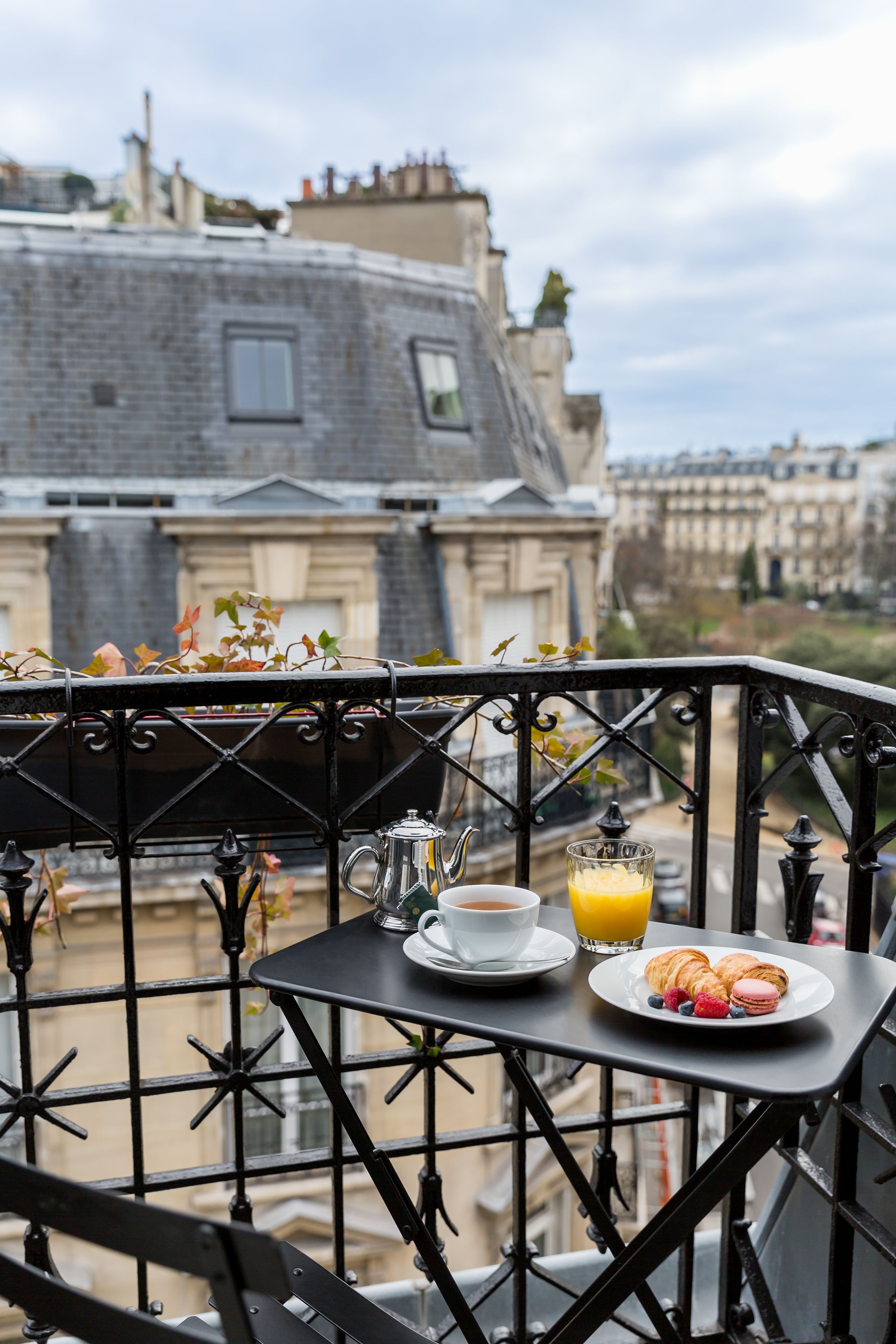 Ropa de cama de alta calidad y minibar 