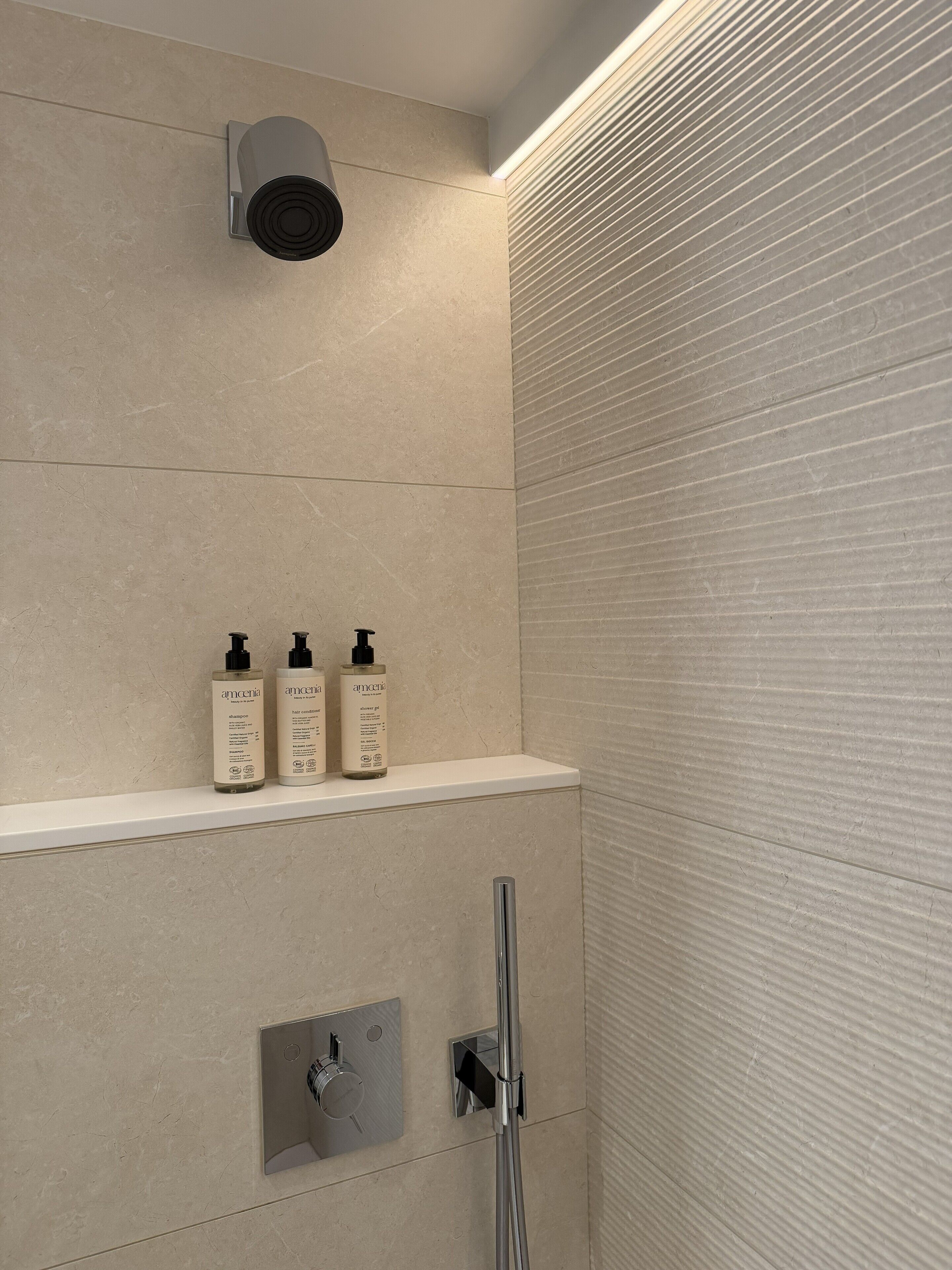 Photo - Chalgrin Boutique Hotel