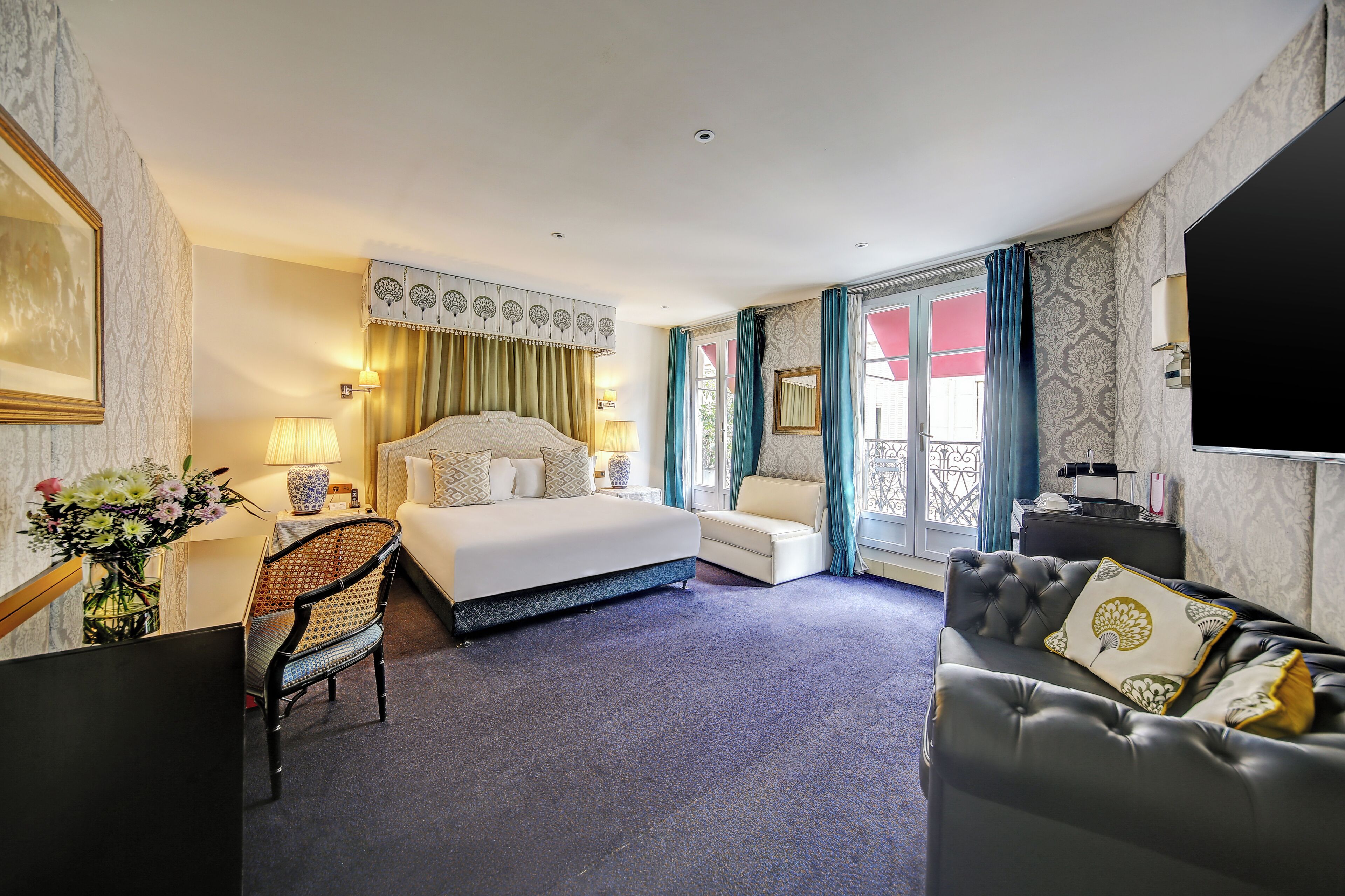 premium bedding, minibar, in-room safe, desk