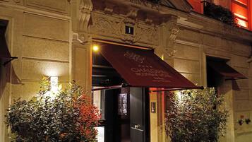 Fachada de la propiedad