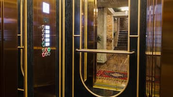 Elevator