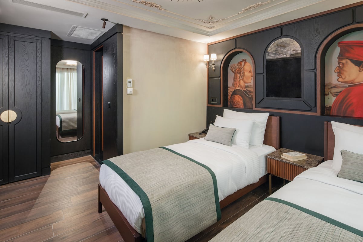 Egyptian cotton sheets, premium bedding, memory-foam beds, minibar
