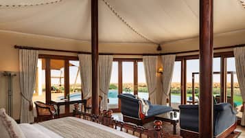 Lençóis italianos Frette, roupas de cama premium, frigobar