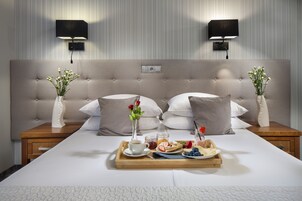 In-room safe, desk, laptop workspace, iron/ironing board