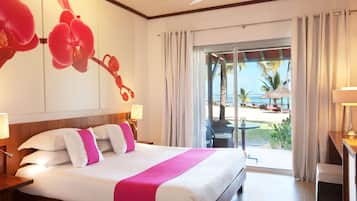 Minibar, in-room safe, desk, free cribs/infant beds