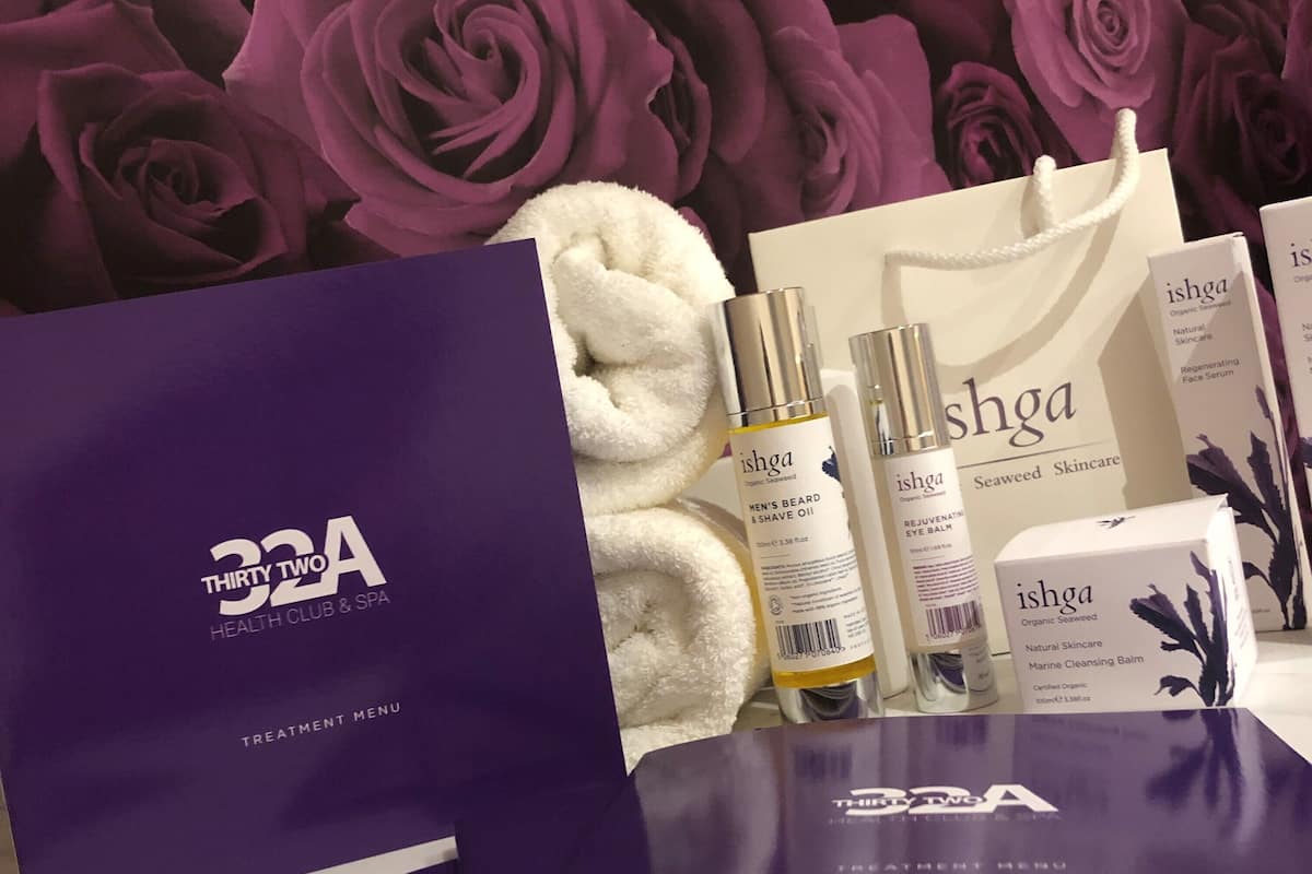 couples treatment room(s), sauna, hot tub, steam room, body treatments