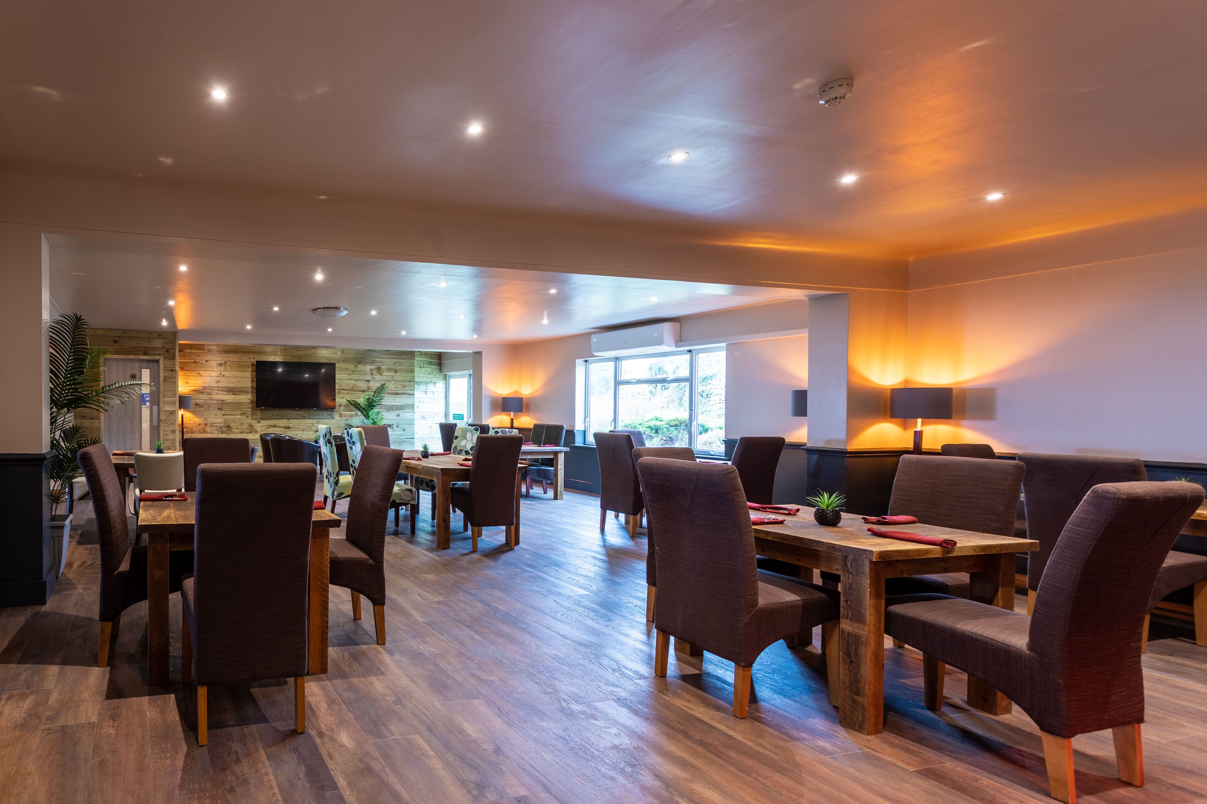 breakfast, lunch, dinner served; local cuisine