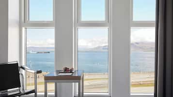 Minibar, in-room safe, desk, laptop workspace