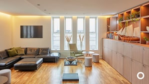 Coin salon dans le hall