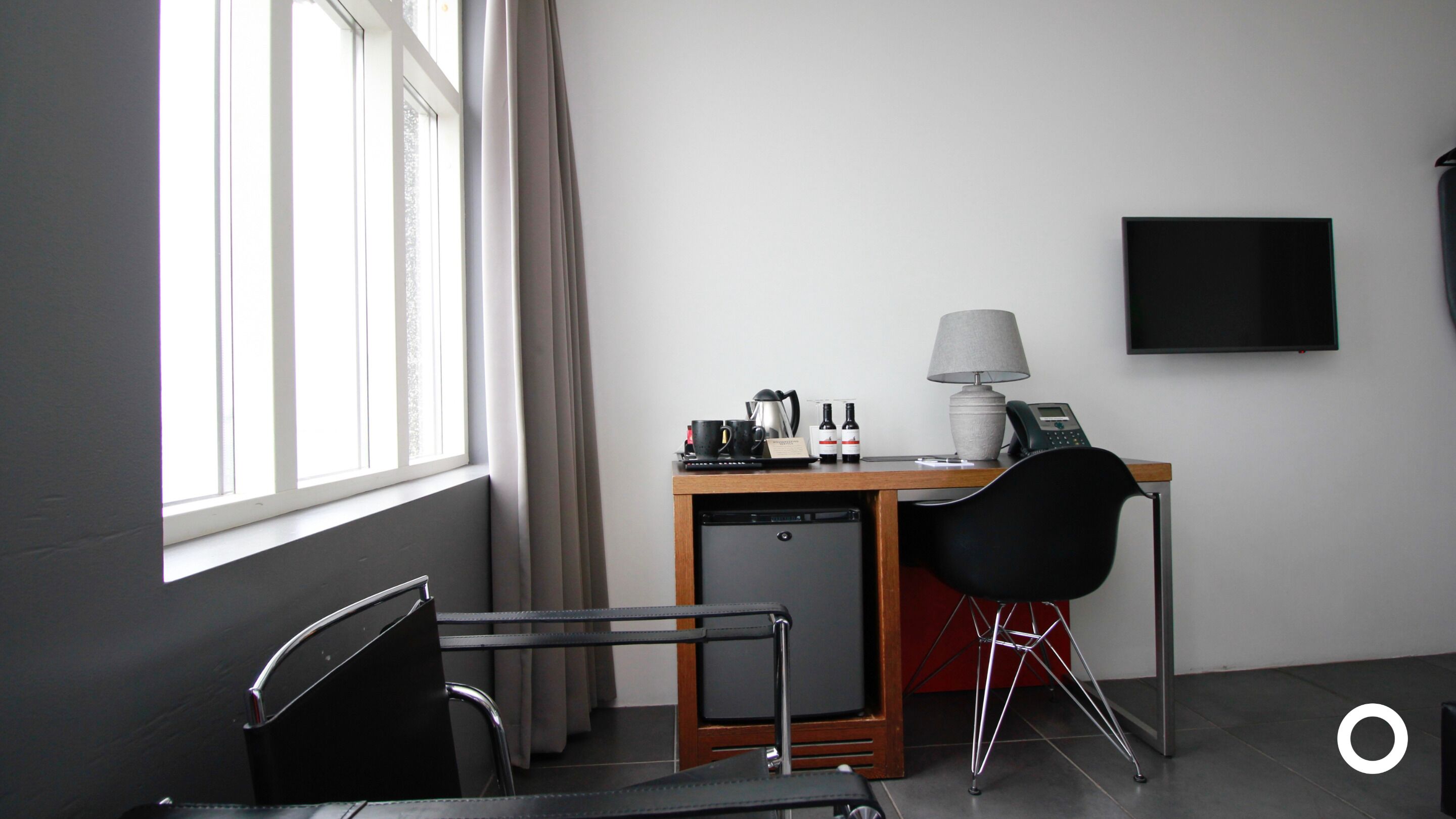 twin room, sea view | minibar, in-room safe, desk, laptop workspace