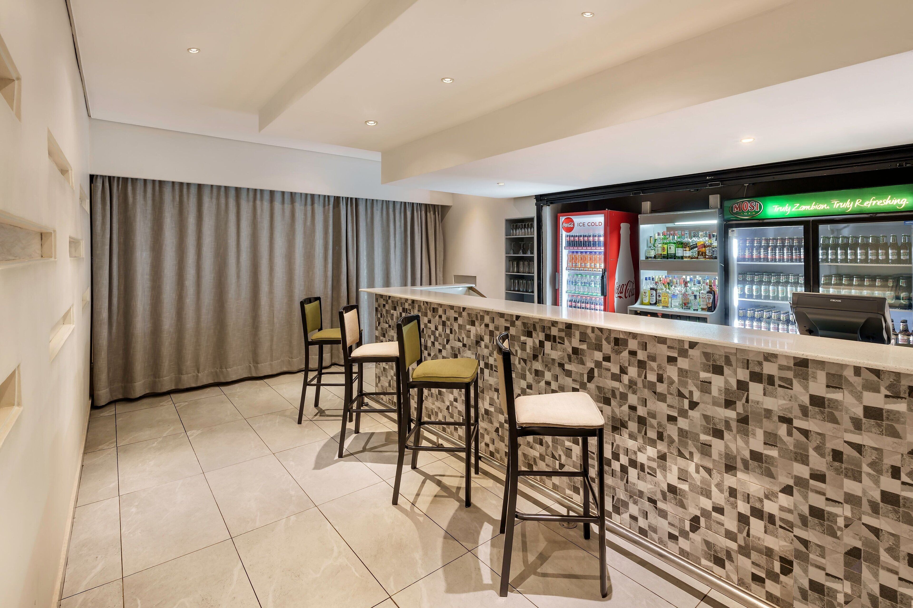 Photo - Protea Hotel by Marriott Lusaka Cairo Road
