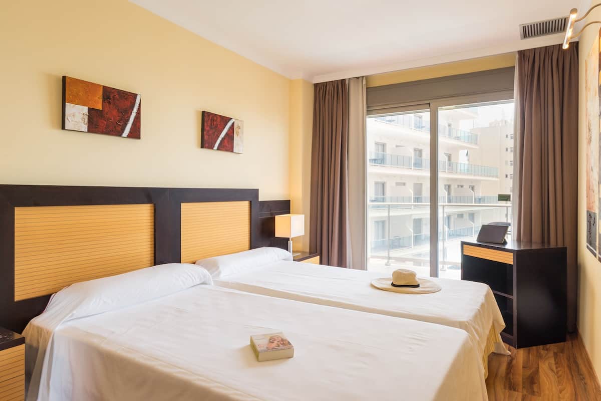 Apartamento, 1 habitación, balcón | Cunas (de pago), wifi gratis, ropa de cama