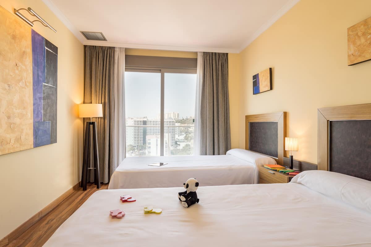 Apartamento, 2 habitaciones, balcón | Cunas (de pago), wifi gratis, ropa de cama