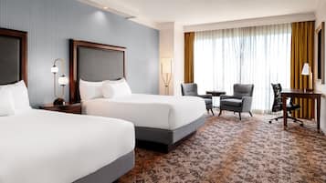Pillowtop beds, in-room safe, desk, blackout drapes