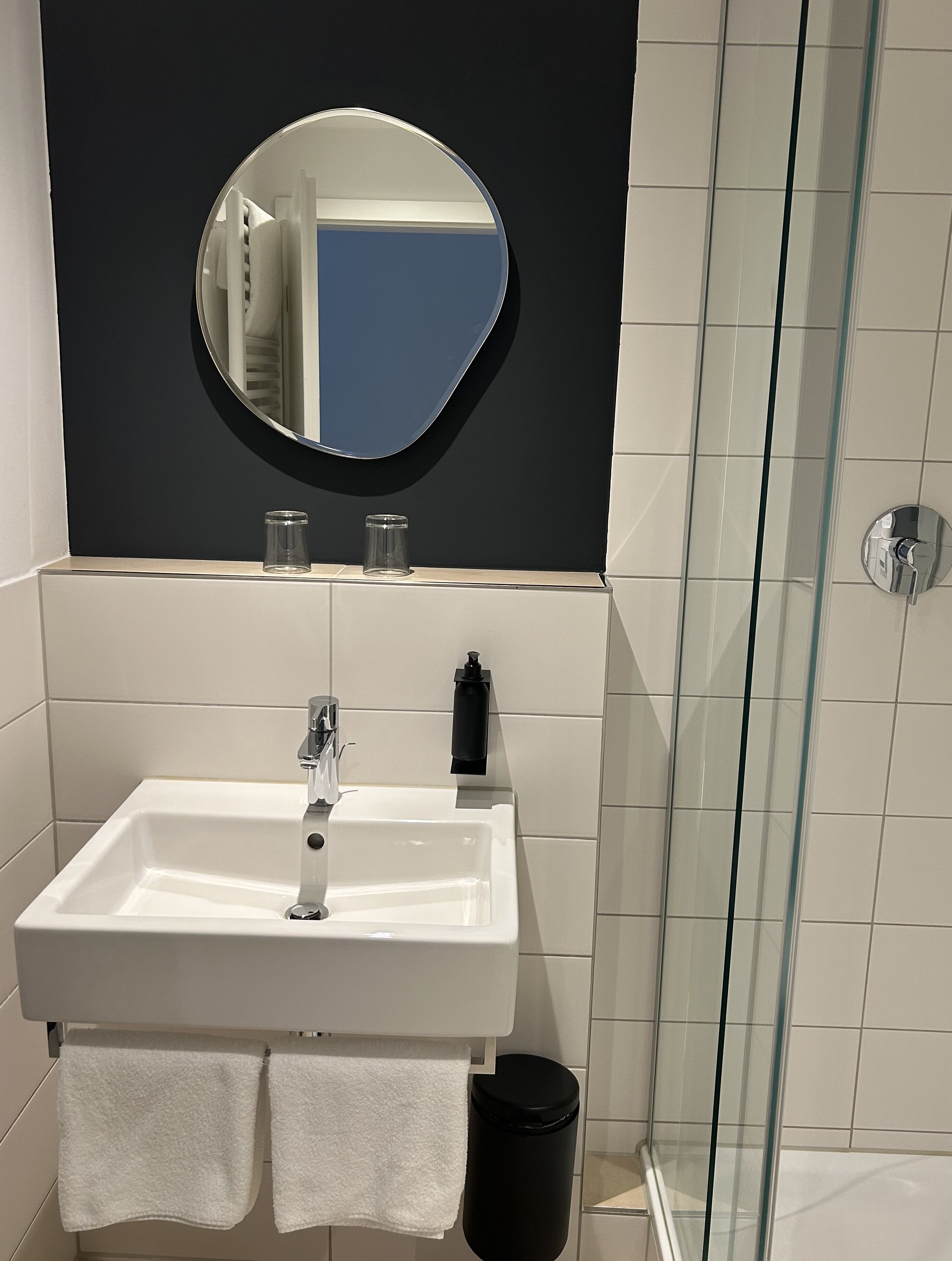 standard double room (without breakfast) | bathroom | hair dryer, towels, soap