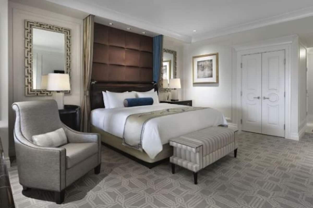 Ropa de cama de alta calidad y minibar
