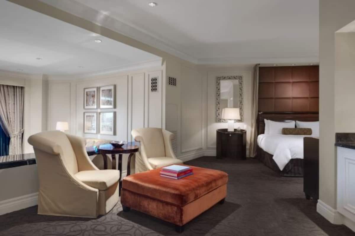 Ropa de cama de alta calidad y minibar