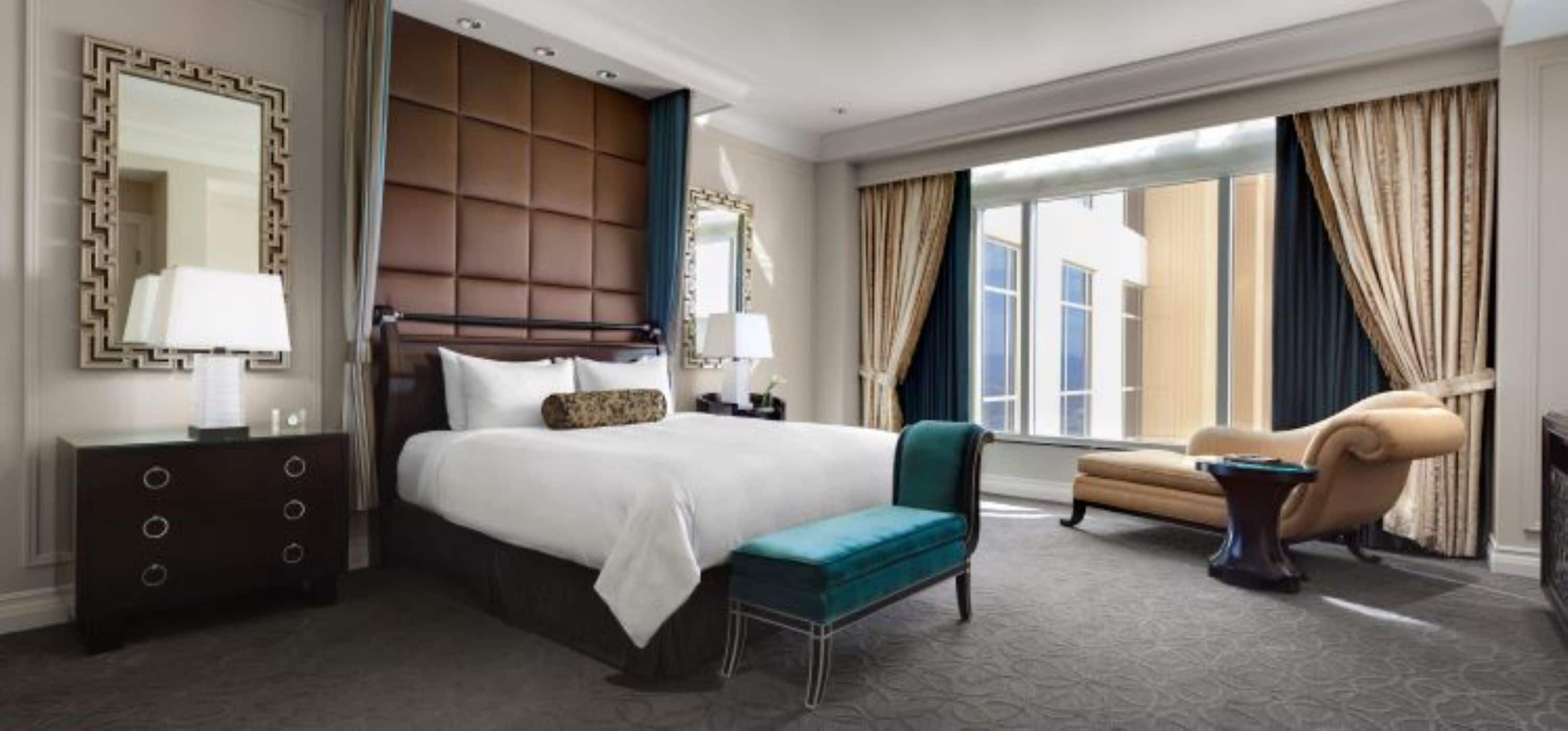 executive suite, 1 bedroom | premium bedding, minibar, in-room safe, desk