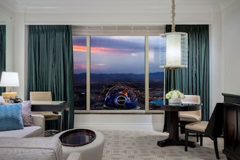 Hotel room view looking out at The Palazzo at The Venetian