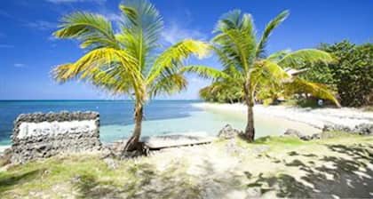 Las Rocas Resort And Dive Center