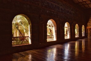 Interior detail - Hotel Granada (Granada)