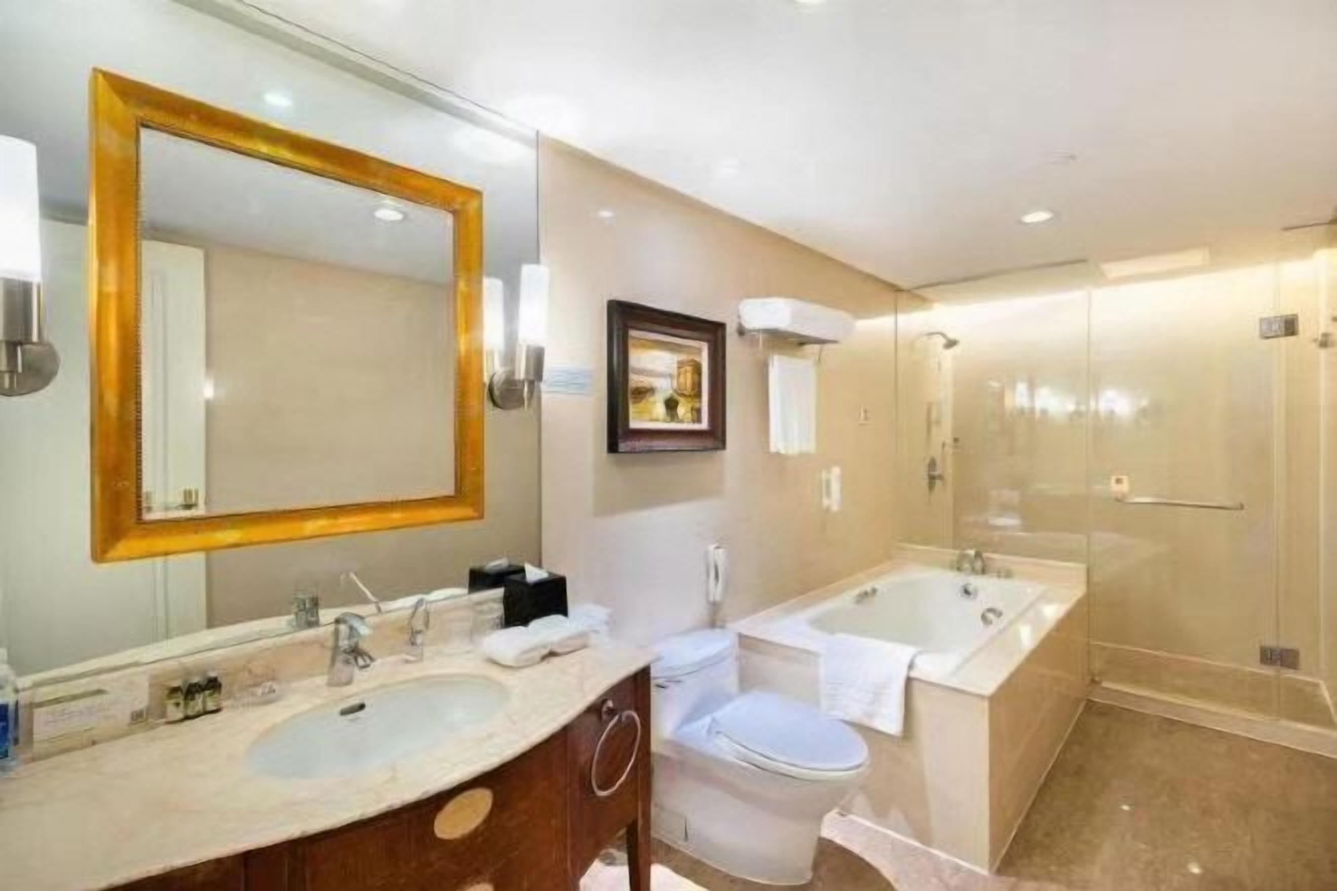 Verdunkelungsvorhänge, Babybetten