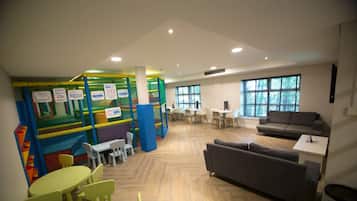Children’s play area – indoor