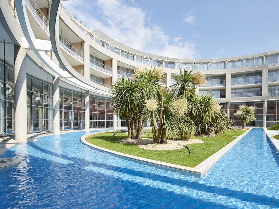 Indoor pool, seasonal outdoor pool, pool umbrellas, sun loungers