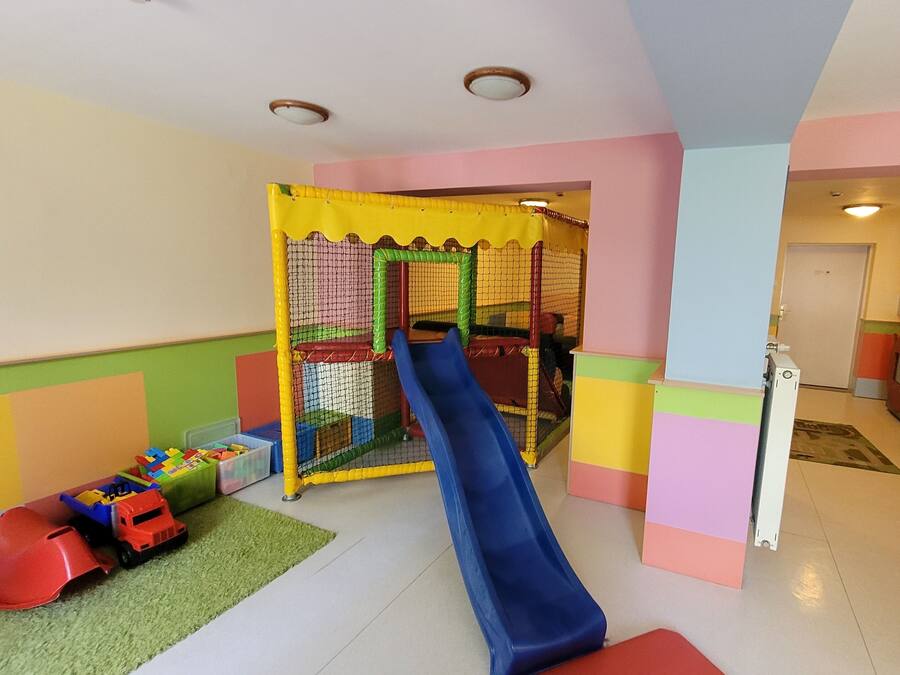 Children's play area - indoor