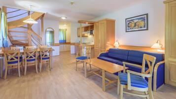 Apartment | Living area | TV