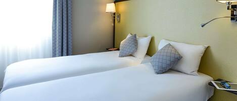 Coffres-forts dans les chambres, bureau
