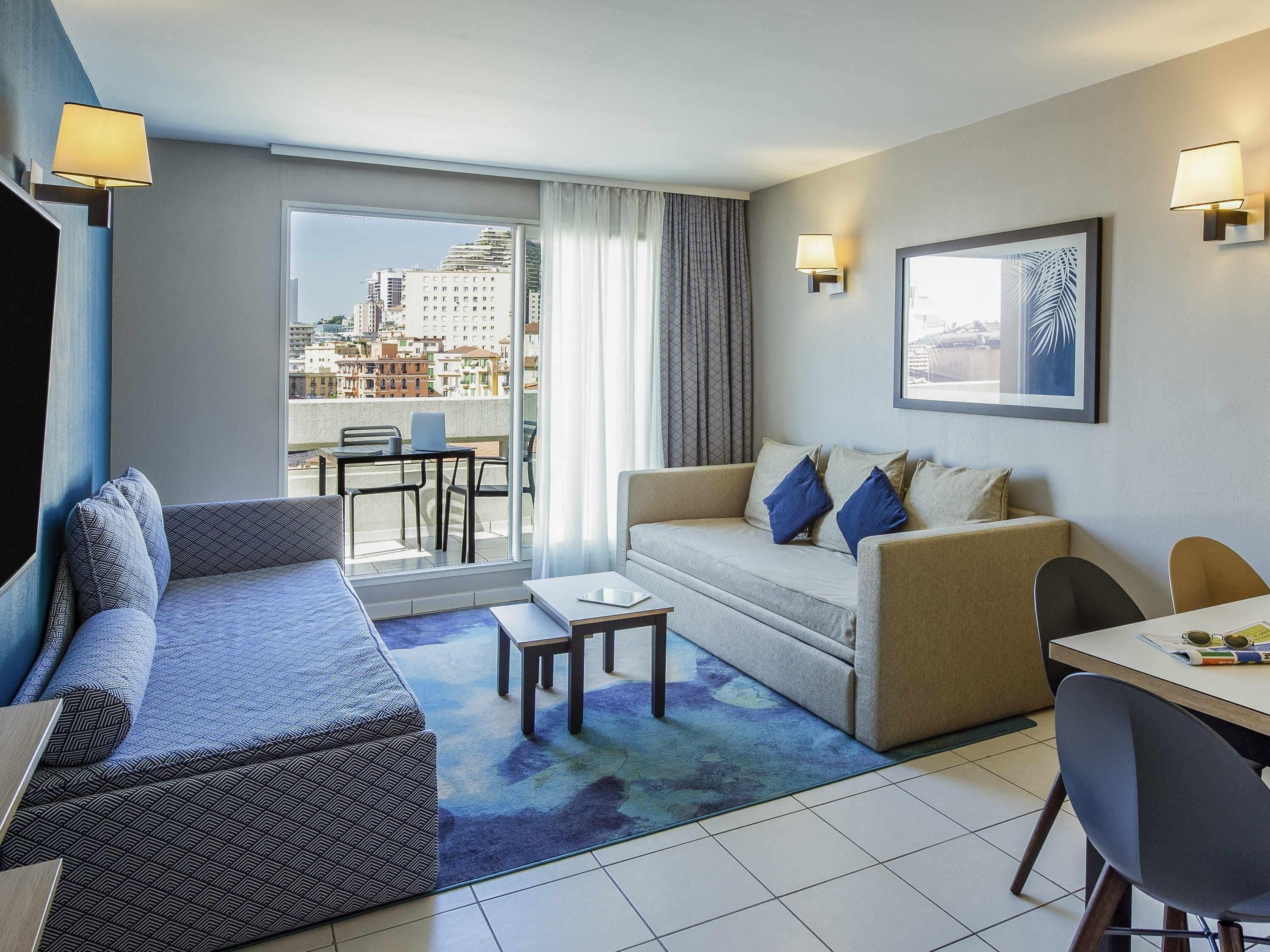 In-room safe, desk, laptop workspace, soundproofing