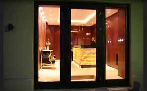 Property entrance - Hotel Metropolitan Berlin (Berlin)
