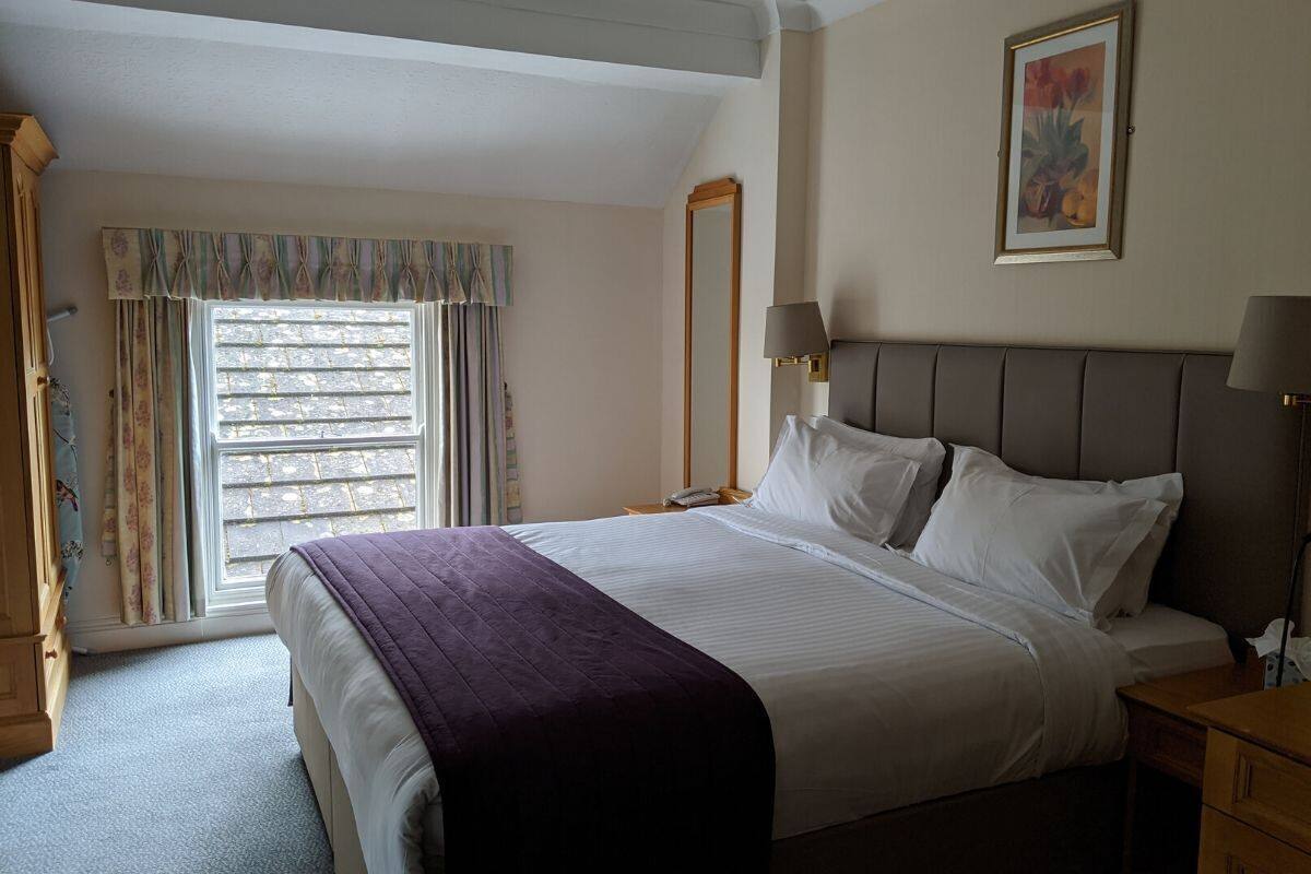 Family Room | Iron/ironing board (on request), cribs (free), WiFi (free), bed sheets
