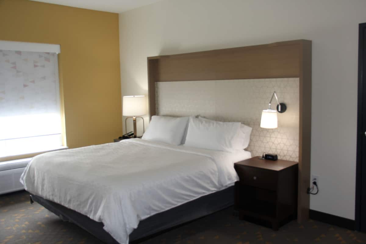 down duvets, pillow-top beds, desk, laptop workspace