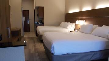 Sengetøy av topp kvalitet, safe på rommet og skrivebord