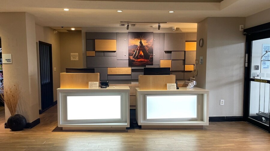 Comfort Inn & Suites Miami - Route 66