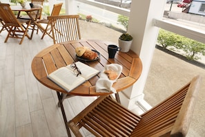 Breakfast area - The Sea Breeze Inn (Middletown)