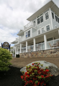 The Sea Breeze Inn