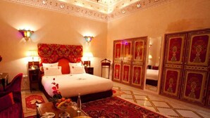 Executive Suite | Premium bedding, minibar, in-room safe, blackout drapes - L Mansion Guest Palace (Marrakech)