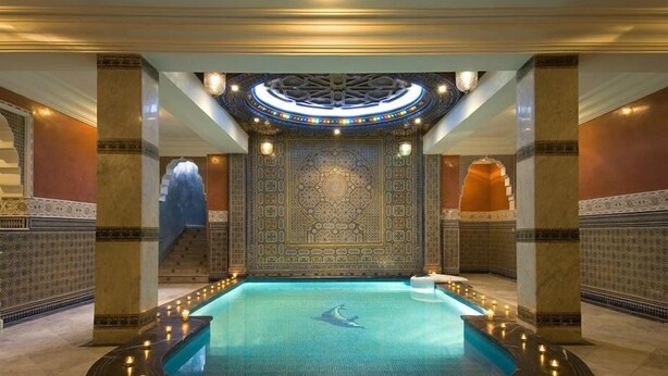 Indoor spa tub - L Mansion Guest Palace (Marrakech)
