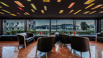 大堂酒廊