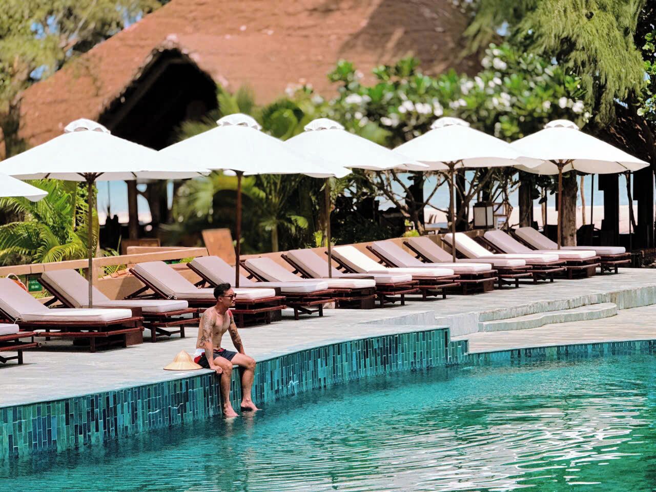 2 個室外泳池；泳池傘、躺椅