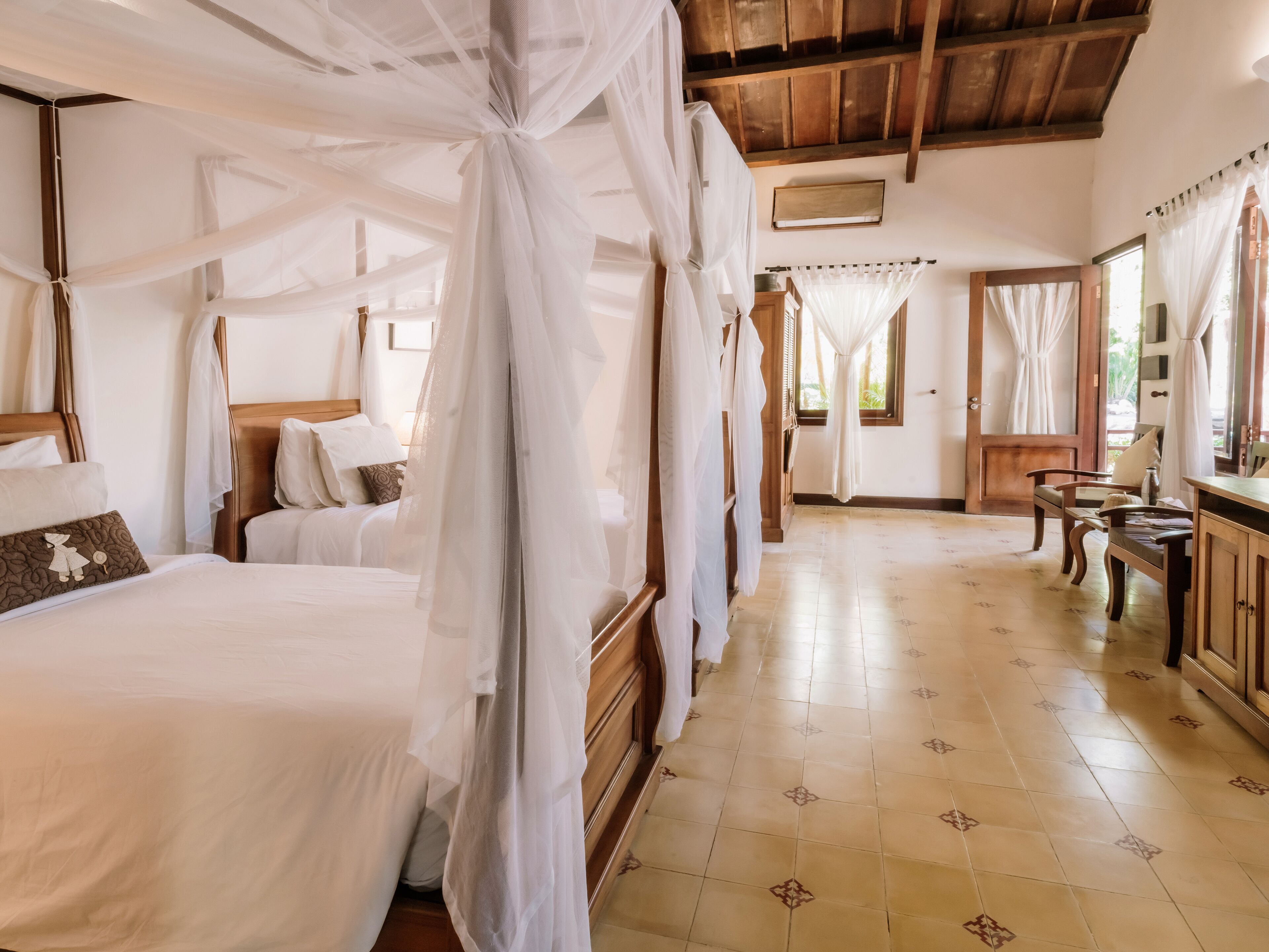 尊貴客房, 花園景 | 特厚豪華床墊、迷你吧、房內夾萬、書桌