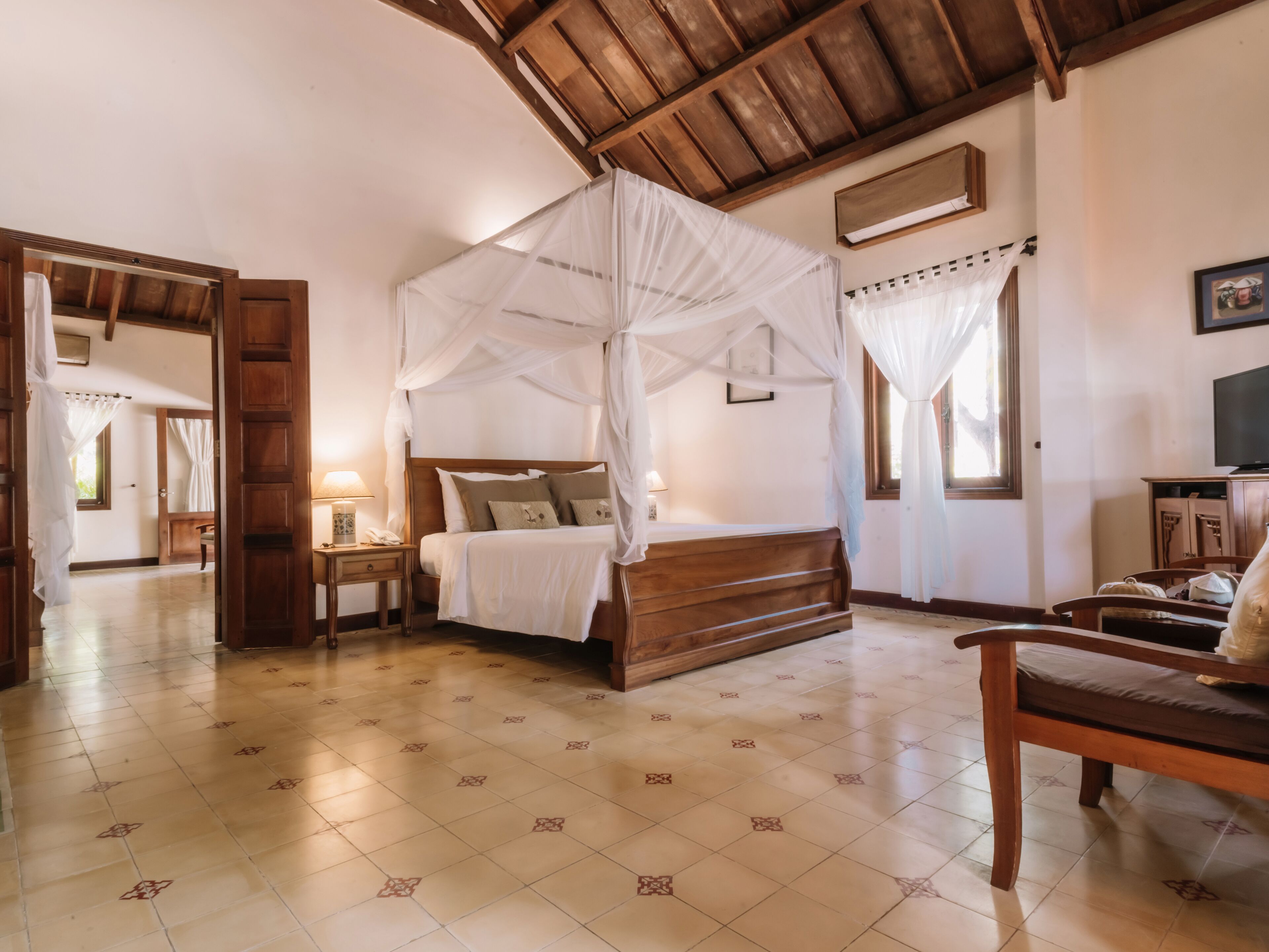 Habitación Premier (Lagoon) | Camas con pillow-top, minibar y caja de seguridad en la habitación 