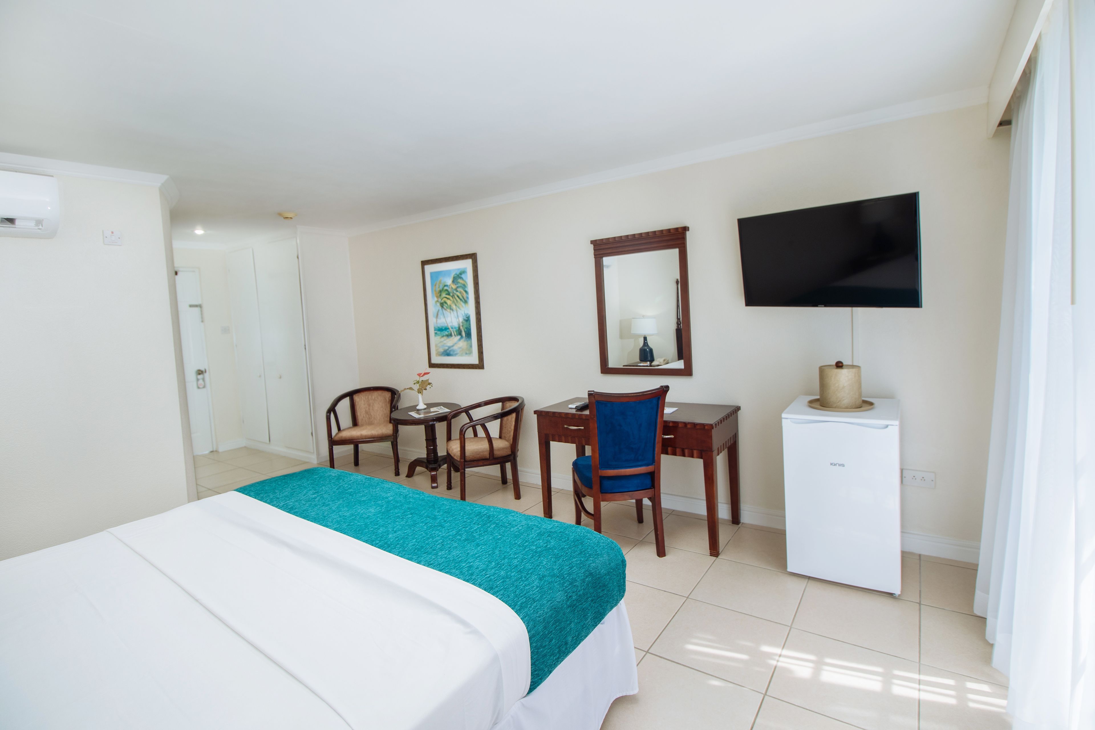 superior room, 1 king bed | in-room safe, desk, iron/ironing board, free cots/infant beds