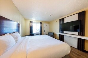 Habitación, 1 cama King size, para no fumadores | Escritorio, wifi gratis y ropa de cama 
