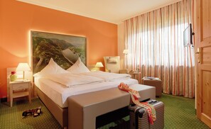 Double Room Romantic with Garden view (Lift), quiet area