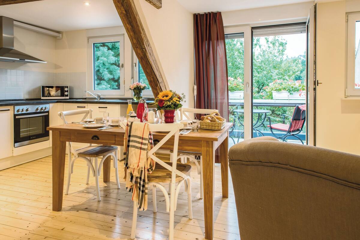 family apartment, balcony or loggia, approx 65 qm, quiet | in-room dining