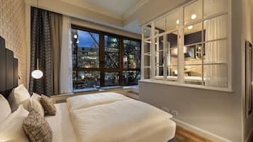 Deluxe Double or Twin Room | View from room